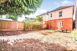 Photo 25- click for photo gallery